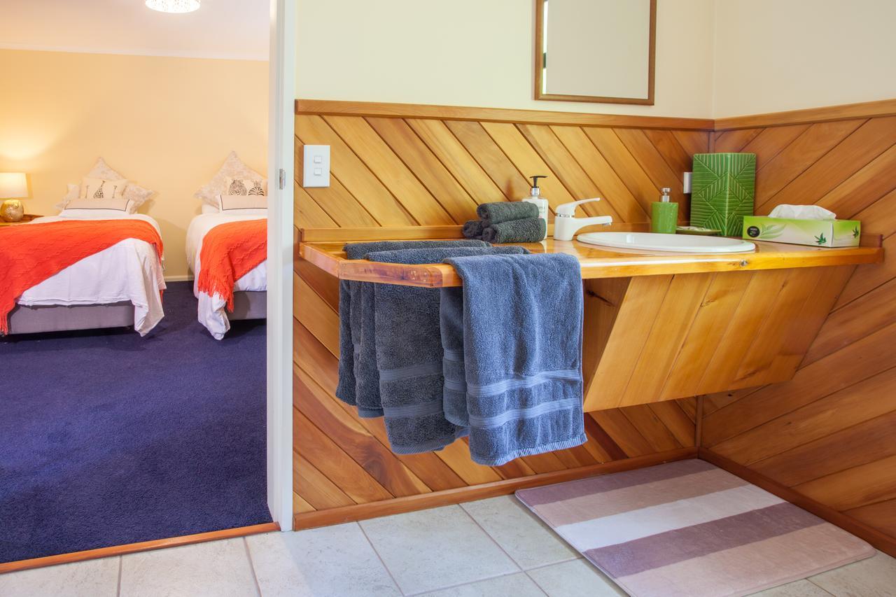 Villa Acacia Heights Gardens à Lac Lac Taupo Extérieur photo